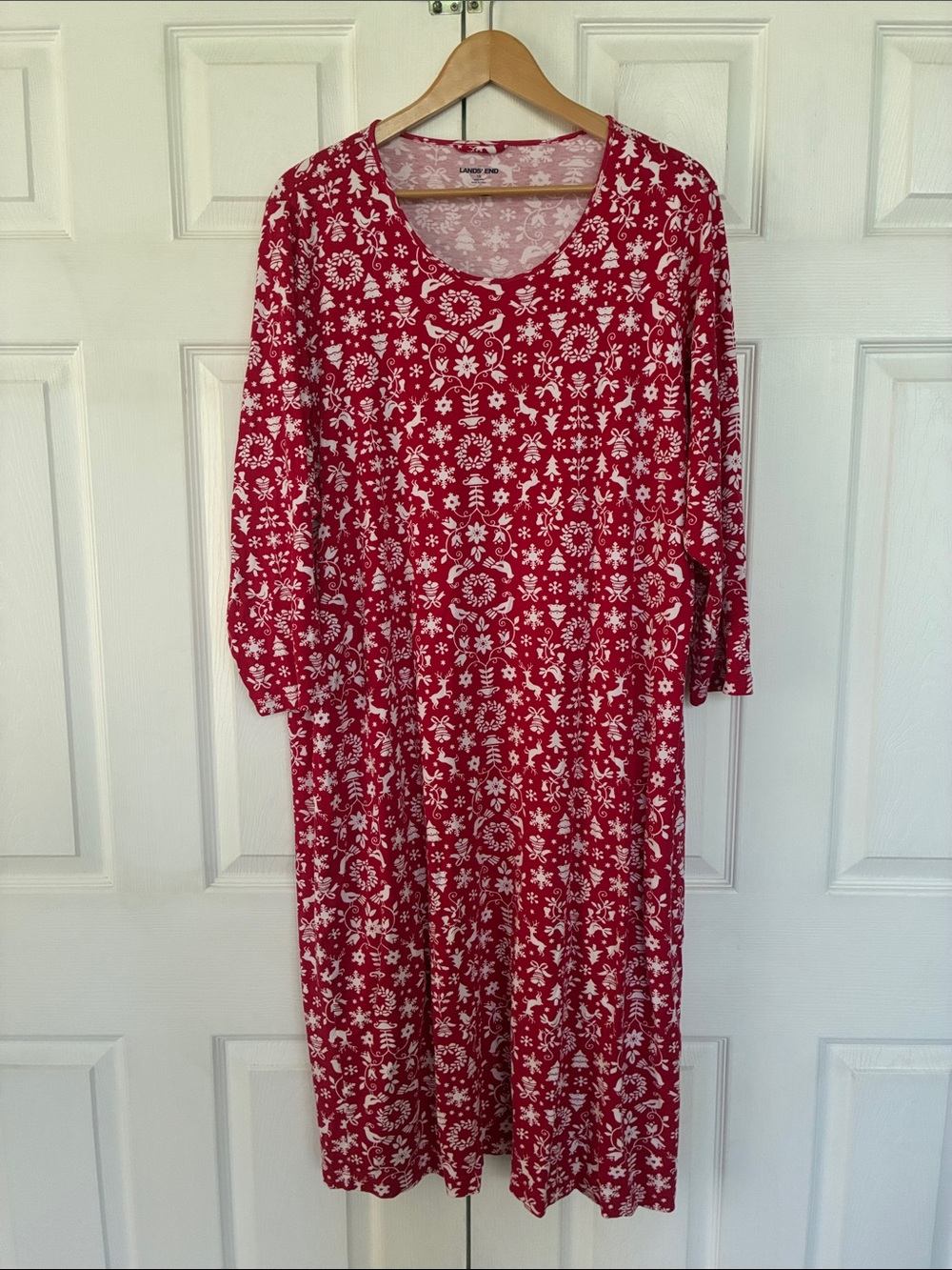 Lands' End Christmas holiday nightgown winter themed print NWOT - Picture 2 of 6